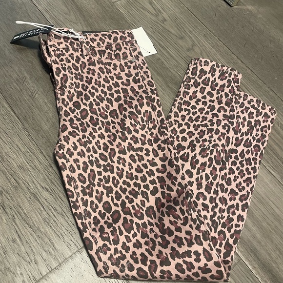 Skinny pants size 14 girls fits woman’s small - Picture 1 of 5